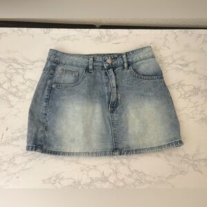 SHEIN Denim Mini Skirt Women’s Size Petite M Light Wash Blue Jean Skirt​